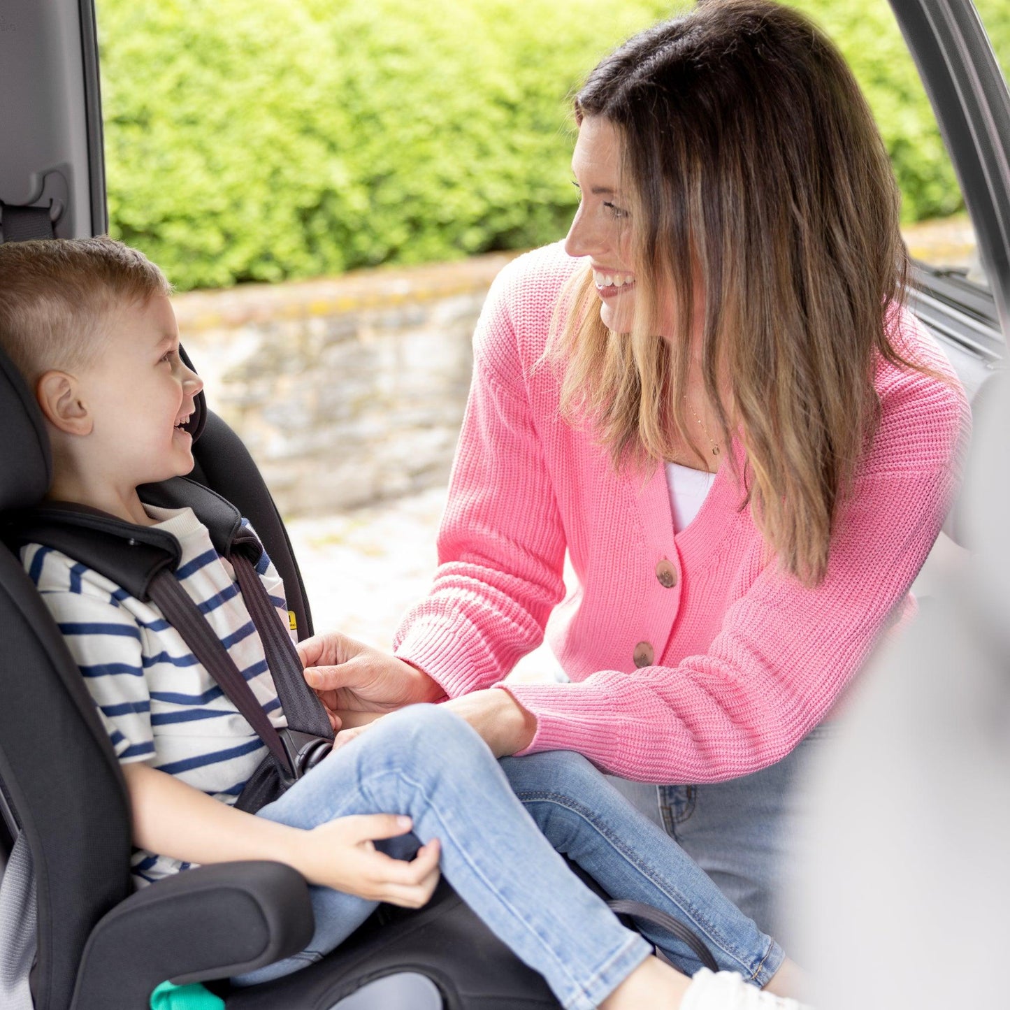 Joie Elevate R129 Car Seat